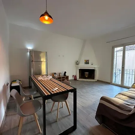 בית הארחה Jimy House אולביה